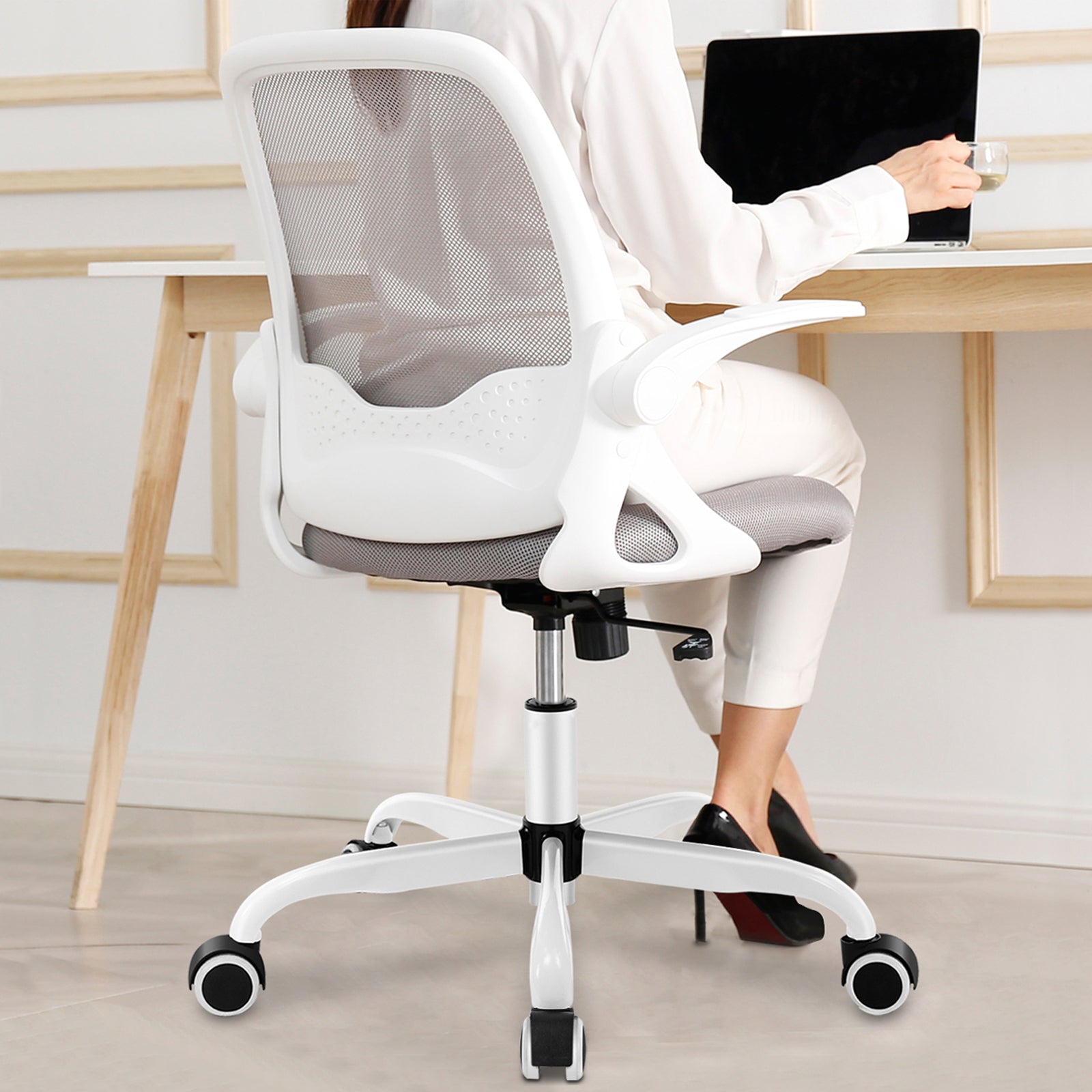Kerdom|Ergonomic Office Mesh Desk Chair With Armrest & Lumbar Support